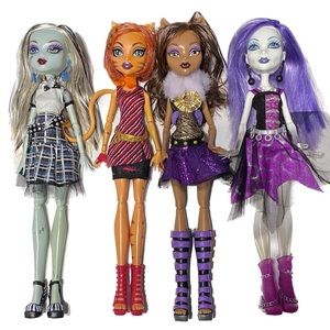 Monster High Ghouls Alive Doll Bundle G1 2012 Frankie Clawdeen Torelei Spectra